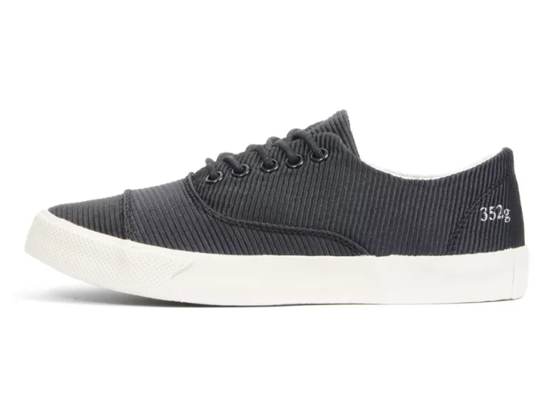 Vegan Chic 352g Stripe Sophisticated Sneaker By Gram> Sneakers | Vegan Casual