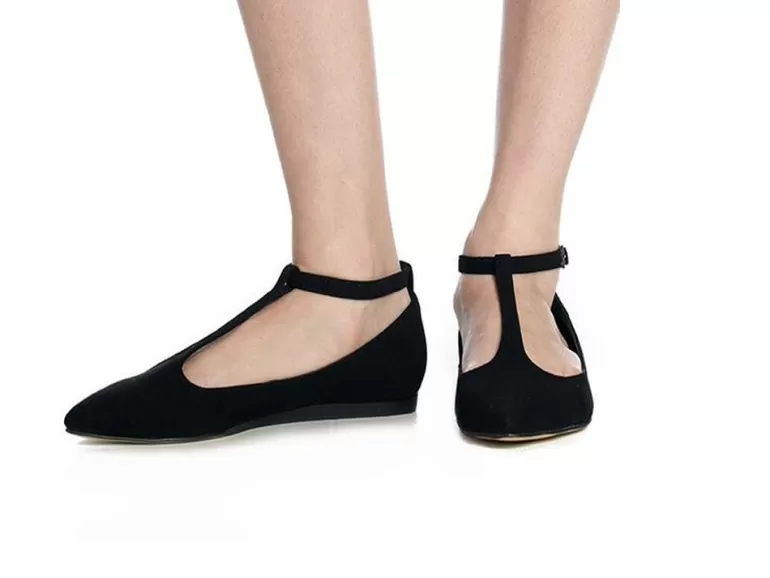 Vegan Chic Bo T-Strap Flat By Cri De Coeur>Women Vegan Flats