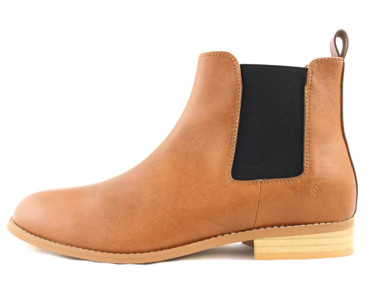 Vegan Chic The Light Chelsea Boot By FAIR> Designer | Vegan Casual