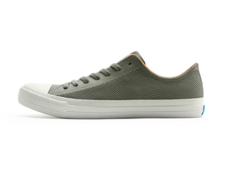 Vegan Chic The Phillips Light Sneaker By People> Sneakers | Vegan Casual